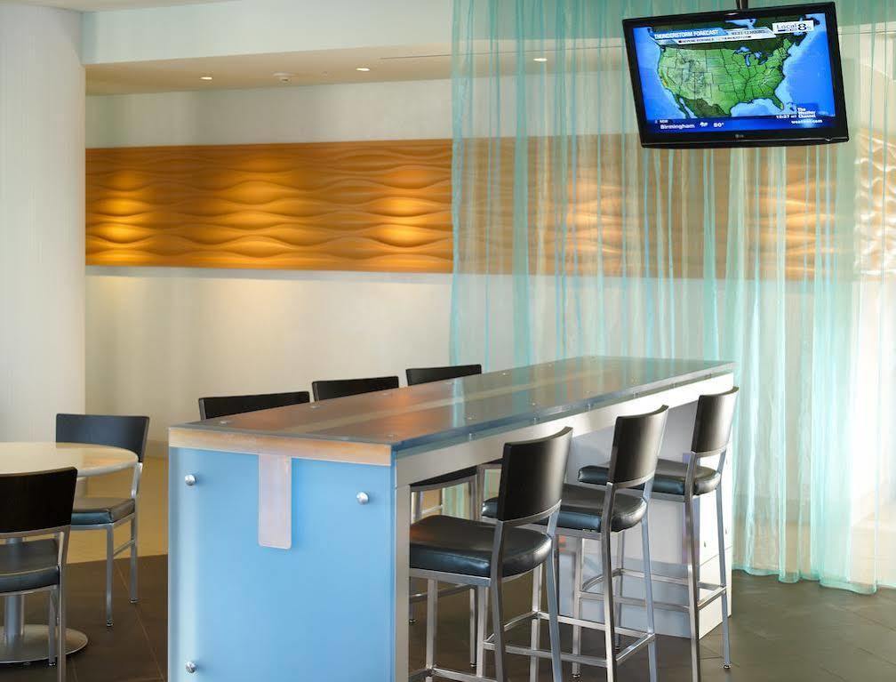 Springhill Suites By Marriott Atlanta Airport Gateway Екстериор снимка